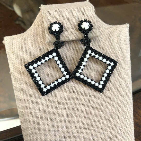 Jewelry - Square clip on Earrings